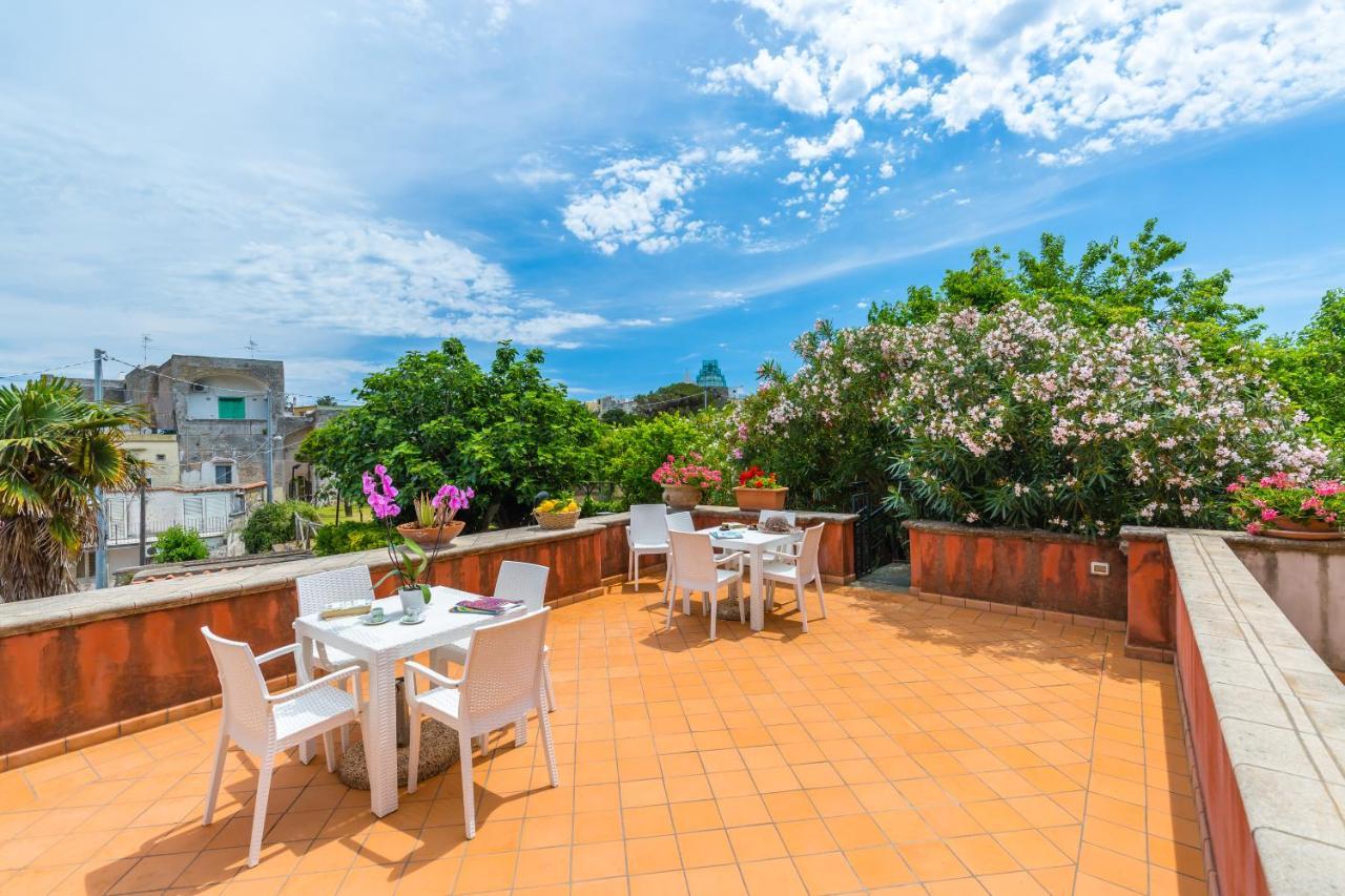 La Terrazza Sul Giardino Procida Exterior foto